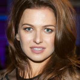 ANNA LEWANDOWSKA